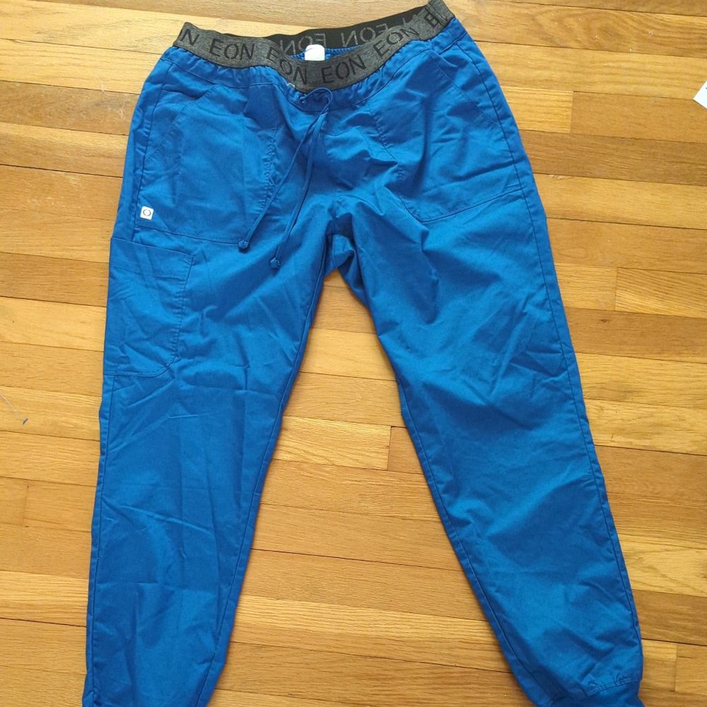 Scrub joggers